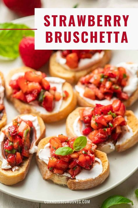 This strawberry bruschetta is the perfect summer appetizer! Made with juicy strawberries, fresh basil and balsamic vinegar, it's delicious, refreshing, and easy to make! Strawberry Bruschetta, Vegan Apps, Toasted Crostini, Cold Tea, Vegan Party Food, Vegan Dinner Recipes Easy, Vegan Snack Recipes, Strawberry Balsamic, Easy Vegan Dinner