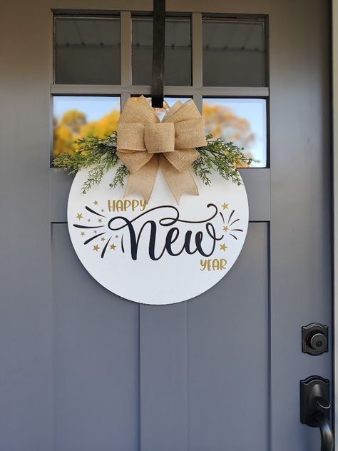 Happy New Year Door Hanger, Happy New Year Door Decorations, New Year Door Hanger, January Door Hanger, New Years Door Hanger, Winter Door Hangers, Front Door Welcome Sign, Welcome Door Hanger, Wreath Door Hanger