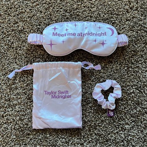 Taylor Swift Stuff, Gifts For Swifties, Taylor Swift Purple, Taylor Swift Gifts, Swiftie Party, Taylor Swift Accessories, 15 Taylor Swift, New Taylor Swift, Taylor Swift Birthday Party Ideas