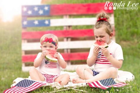 Memorial Day Photoshoot, Summer Minis Photography, 4th Of July Photo Shoot Baby, 4th Of July Family Photos, 4th Of July Minis, 4th Of July 1st Birthday Photo Shoot, Fourth Of July Pictures Kids, 4th Of July Mini Session, Fourth Of July Photoshoot