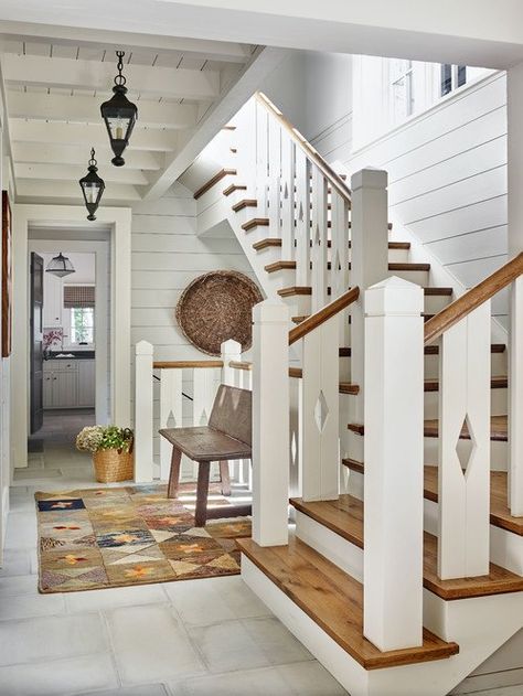 Wood and White Staircase in Rustic Lake Home Estilo Cottage, Lake House Interior, Lake Keowee, Cottage Lake, Cottage Retreat, Lakeside Cottage, Interior Minimalista, Genius Ideas, Atlanta Homes