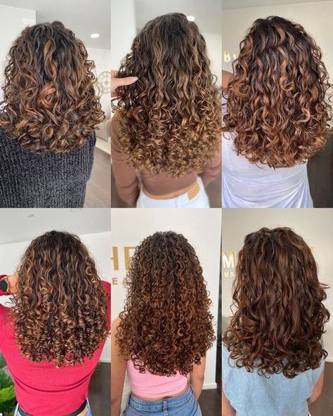 Natural Curly Hair Cuts, Natural Curls Hairstyles, Wavy Curly Hair, Curly Hair Cuts, Natural Curls, Curly Hair Styles Naturally, Wavy Hair, Hair Goals, Hair Inspo