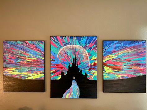 Disney World Paintings On Canvas, Spin Art With Drill, Split Paintings Canvases, Disney Acrylic Painting, Disney Castle Silhouette, Spin Painting, Disney Calendar, Disney Pop Art, Girls Crafts