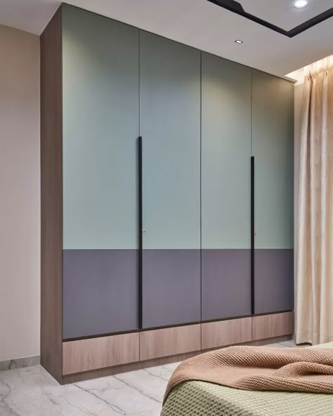 Two Color Wardrobe Design, Green Color Wardrobe Design, Double Colour Wardrobe Design, Wadroob Colour Design Bedroom, Laminate Bed Design, Blue Wardrobe Design, Best Wardrobe Design Bedrooms, Bedroom Door Design Modern, Walldrop Design