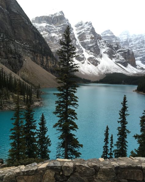 Wishing a happy Canada Day 🇨🇦🍁 to my neighbors to the north! I’m incredibly lucky to be so close to the border, so I can visit Vancouver and BC as often as I want, and Alberta is a short flight away. If you haven’t visited the Canadian Rockies or British Columbia I highly recommend it! You have the unreal alpine lakes and world class mountains for skiing/snowboarding or hiking in the summer. Banff is about a 90 minute drive from Calgary and Vancouver is just under 3 hours from Seattle.... Vancouver Canada Mountains, Canada Mountains, Visit Vancouver, American Summer, Banff Canada, Happy Canada Day, Ottawa Canada, Vancouver British Columbia, Alpine Lake