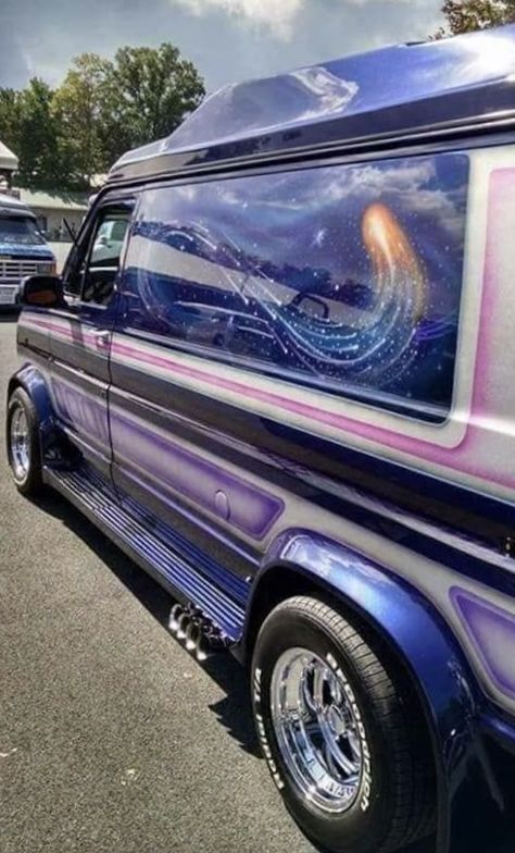 Custom Van Interior, Customised Vans, Vans Painted, Bus Girl, Old School Vans, Dodge Van, Chevy Van, Day Van, Ford Van