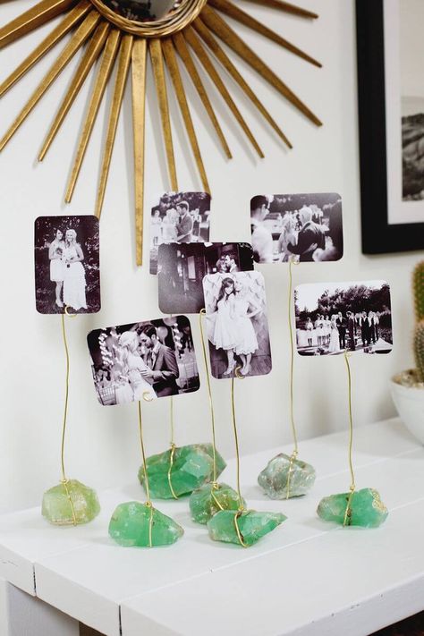 15 Ways to Display Photos in Your Home – A Beautiful Mess Diy Decoracion, Apartment Decoration, Folding Origami, Diy Garland, Photo Display, Diy Crystals, Crystal Crafts, Hanging Photos, Beautiful Mess