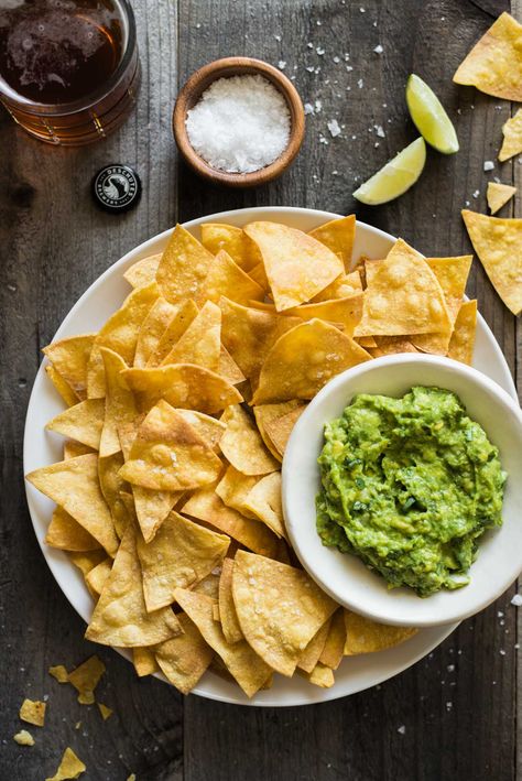 Healthy Tortilla Chips, Healthy Nibbles, Keto Tortilla, Thick Cookies, Avocado Chips, Healthy Tortilla, Tortilla Chip Recipe, Low Carb Chips, Baked Tortilla Chips