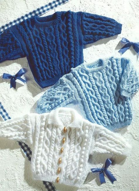 Crochet Sweater Free, Aran Knitting Patterns, Cable Jumper, Jumper Knitting Pattern, Pull Bebe, Chunky Knitting Patterns, Baby Boy Knitting, Baby Cardigan Knitting Pattern, Knitting Patterns Free Cardigans