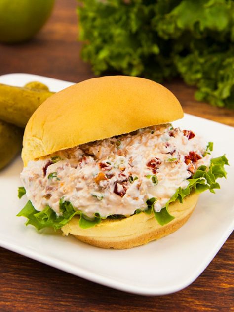 Mix up your chicken salad with a little cajun/creole kick! This Cajun Chicken Salad Sandwich makes a great lunch you and your kids will love! You can make this sandwich to taste, so don't worry if your little ones can't handle heat! Cajun Chicken Salad Sandwich, Cajun Chicken Salad Recipe, Cajun Sandwiches, Cajun Chicken Sandwich, Cajun Fried Chicken, Awesome Sandwiches, Pizza Calzones, Cajun Chicken Salad, Sandwich Spreads