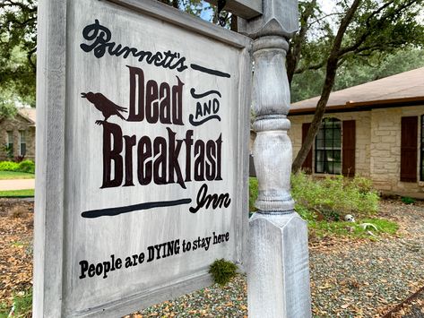 Diy Halloween Headboard Sign, Headboard Halloween Sign, Breakfast Halloween, Dead And Breakfast, Headboard Sign, Halloween Camping, Halloween Props Diy, Boutique Ideas, Frankenstein Halloween