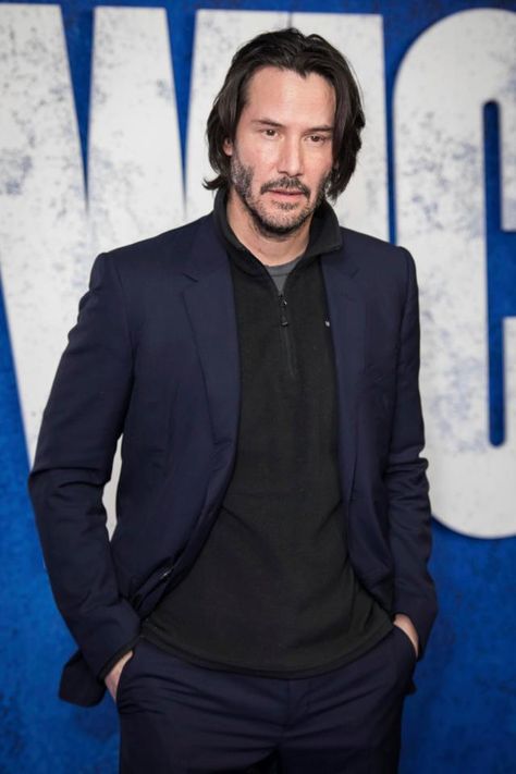 The star also opened up about being in a near-fatal motorcycle accident on a hairpin bend Keano Reeves, Keanu Reeves Pictures, Keanu Reeves Movies, Keanu Reeves Life, Keanu Reeves John Wick, Happy New Month, Keanu Charles Reeves, Cool Outfit, I Apologize