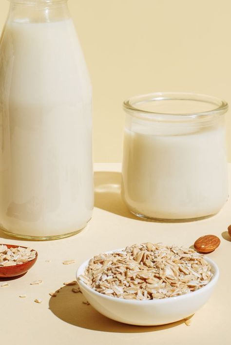 Plant-based milks like almond and oat milks are becoming more popular as a more eco-friendly alternative to dairy. But figuring out which to drink can be a bit tricky, as each has its own unique benefits. #plantbasedmilk #bestplantbasedmilk #vegan #dairyfreemilk Healthy Milk Alternatives, Milk Aesthetic, Fancy Coffee Drinks, Health Benefits Of Almonds, Almond Benefits, Healthy Milk, Lobster Bisque, Milk Alternatives, Dairy Free Milk