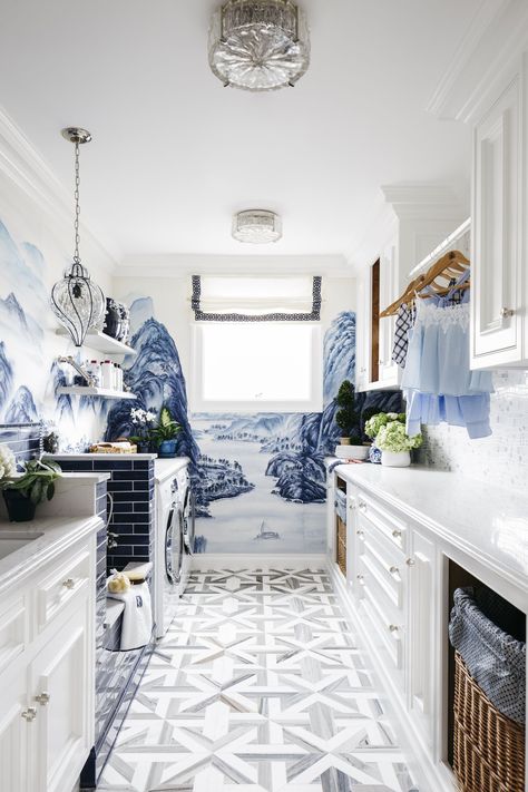 Azure Landscapes- ELLEDecor. this space from Dina Bandman Interiors, vivid blue wallcoverings are complemented by natural wood colors and gray patterned floor tiles. Laundry Storage Ideas, Grey Laundry Rooms, Blue Laundry Rooms, Bathroom Mural, White Laundry Rooms, White Laundry, Mudroom Laundry, Laundry Mudroom, Decor Ikea