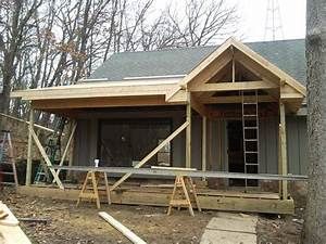 Renovation Facade, Front Porch Addition, Veranda Design, House Front Porch, Porch Remodel, Porch Addition, Building A Porch, Porch Roof, Front Porch Design