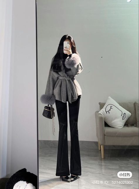 Winter Ulzzang Outfits, Korean Old Money Outfits, Elegant Winter Outfits For Women, Fancy Korean Outfits, Korea Winter Outfit, Korea Winter Fashion, Korean Outfits Winter, Korean Fashion Winter, Smart Dressing