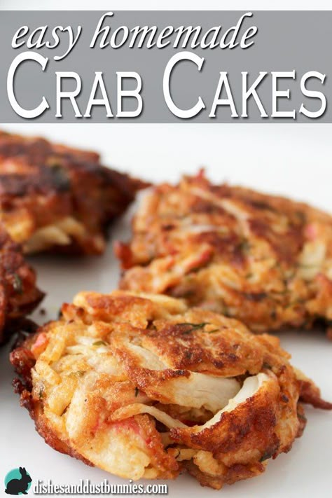 Easy Homemade Crab Cakes Frozen Crab Meat Recipes, Crab Cakes Without Breadcrumbs, Imation Crab Meat Cakes, Homemade Crab Cakes, Maryland Style Crab Cakes, Crab Cake Recipes, Crab Dishes, Crab Cake Recipe, Dust Bunnies