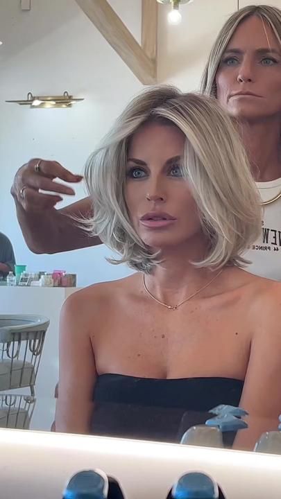 TikTok · Hairby_chrissy Bridesmaid With Short Hair, Bouncy Blonde Bob, Short Bouncy Blowout, Bouncy Bob Blowout, Blonde Bob Blowout, Bouncy Bob Hairstyles, Bouncy Blowout Short Hair, Blowout For Short Hair, Short Bouncy Hair