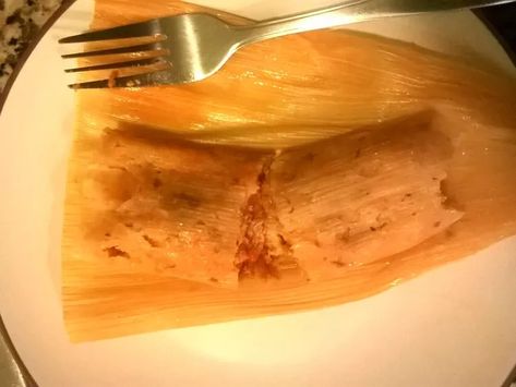 Tamales Rojos de Pollo (Red Chicken Tamales) Recipe Red Chicken Tamales, Pollo Recipe, Chicken Tamales, Mexican Soup Chicken, Tamale Recipe, Spiced Rice, Red Chicken, Mexican Chicken, Red Sauce