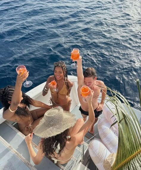 Super Rich Kids, On A Boat, Italian Summer, Dream Lifestyle, Menorca, Summer Feeling, Summer Dream, Summer Photos, European Summer