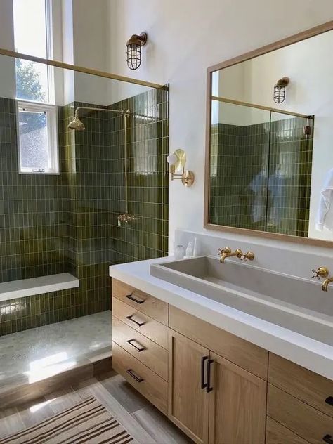 a cozy farmhouse bathroom design with an olive green wall Olive Green Bathroom Tiles, Green Brown Bathroom, Bathroom Olive Green, Olive Green Bathroom Ideas, Green And Beige Bathroom, Beige And Green Bathroom, Olive Green Interior Design, Olive Bathroom, Cozy Farmhouse Bathroom