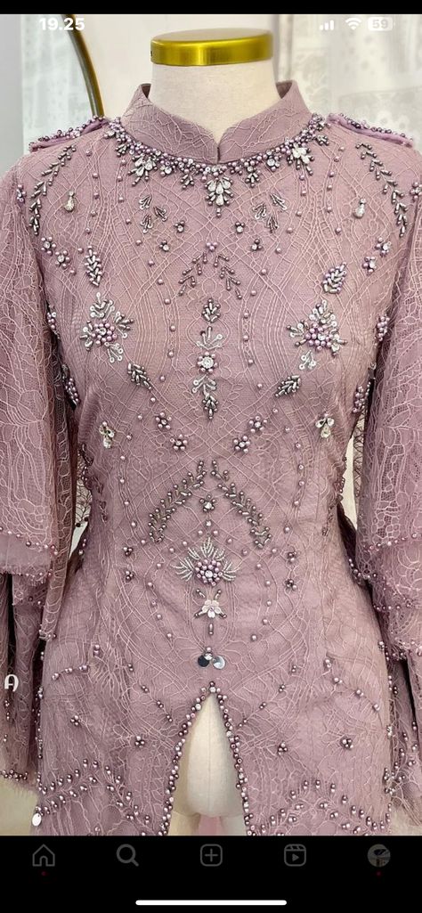 Kebaya Payet Modern, Payet Leher Kebaya, Dress Kebaya Hijab, Inspirasi Payet Leher, Model Payet Leher, Payet Dada, Motif Payet, Payet Leher, Pola Payet