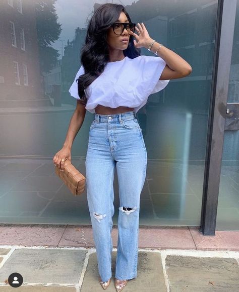 Movie Casual Outfit, Denim Brunch Outfit Ideas, Summer Baddie Aesthetic, 1st Date Outfit Black Women, Comedy Show Outfit Night Summer, Elegant Casual Outfits For Women, Double Date Outfit, Denim And White Outfits, Thick Girlfriend Outfits Summer