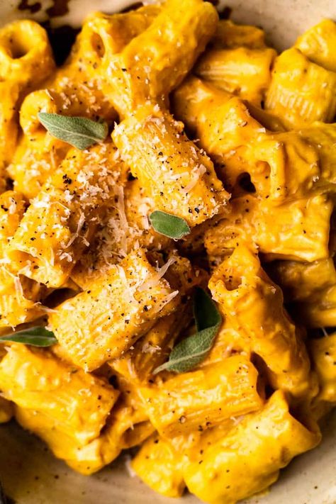 Pasta With Pumpkin Sauce, Pumpkin Sauce For Pasta, Recipes With Canned Pumpkin, Fall Pasta Sauce, Pumpkin Recipes Savory, Pumpkin Pasta Sauce Recipe, Pumpkin Pasta Recipe, Autumn Pasta Recipes, Farmhouse Recipes