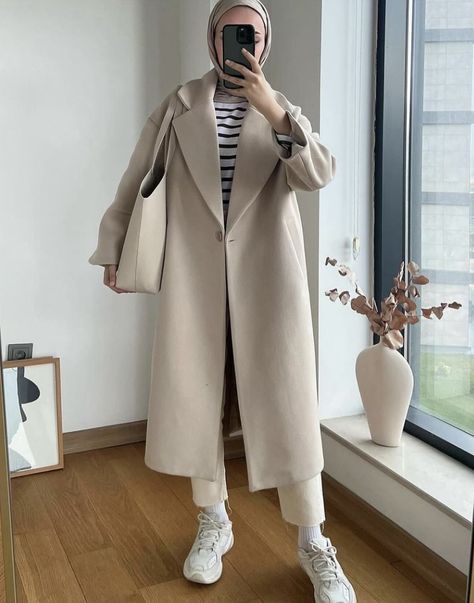 Beige Coat Hijab Outfit, Brown Hijabi Outfits, Coat Hijab Outfit, Winter Outfit Hijab, Japan January, Modest Winter Outfits, Pull Out Couch, Sleeping Alone, Hijab Style Casual