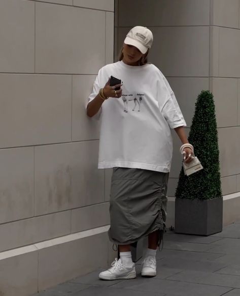 Cargo skirt outfit, oversized t shirt Cargo Skirt With Oversized Shirt, Oversized Tshirt Streetwear, Oversized T Shirt Skirt Outfit, Super Oversized Shirt Outfit, Green Parachute Skirt Outfit, Big Shirt Big Skirt, Cargo Shirt Outfit, Skirt Baggy Shirt, Hoodie And Long Skirt Outfit