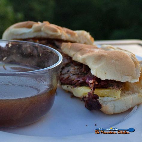 Smoked Brisket French Dip Sandwich Beef Brisket Sandwich, French Dip Recipes, Traeger Cooking, Brisket Flat, Brisket Recipes Smoked, Mountain Kitchen, Beef Dip, Beef Brisket Recipes, Brisket Sandwich