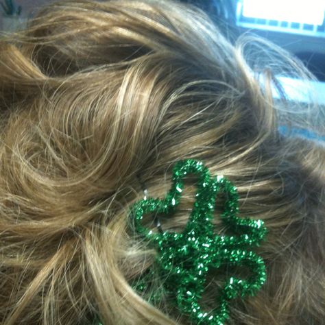 St Patricks Day Shamrock hair pin Shamrock Hair, Hair Pin, St Patricks, St Patrick, St Patricks Day, Hair Pins, Novelty Christmas, Christmas Ornaments, Holiday Decor