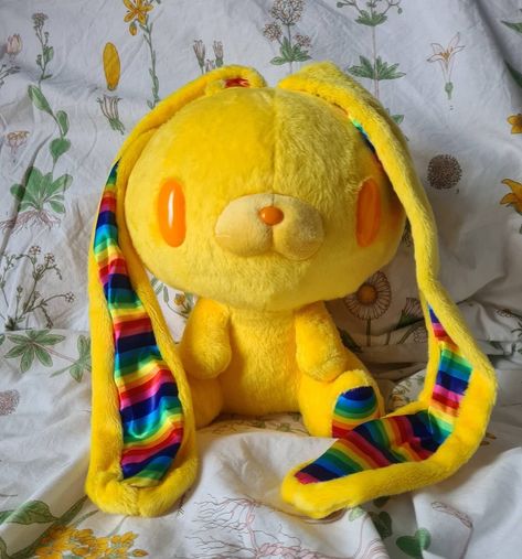 Rainbow Plushies, Chax Bunny, Pikachu Aesthetic, Gloomy Bunny, Hanyo Usagi, Aesthetic Bunny, Decora Harajuku, Creepy Stuffed Animals, Gloomy Bear