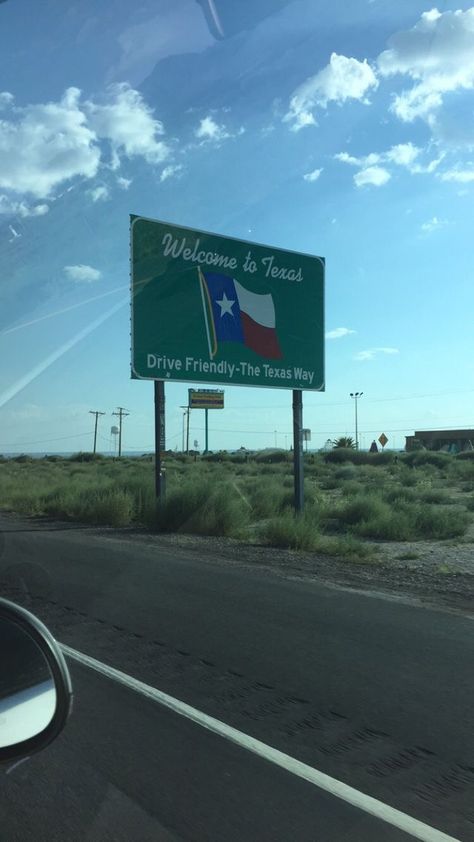 Welcome To Texas Sign Aesthetic, Texas Snapchat Story, Welcome To Texas Sign, Texas Highway, Airport Outfit Comfy, Welcome To Texas, Laredo Texas, Delivery Pictures, Scammer Pictures