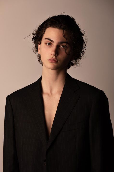 Scottish Male Models, Black Hair Male Model, Feminine Male Haircuts, Feminine Male Face, Short Black Hair Men, Wavy Hair Short Men, Female Gaze Men, Black Haired Boy, Face Claim Male