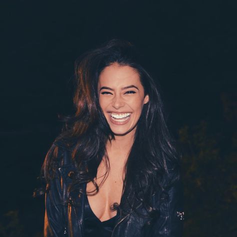 22.5k Likes, 207 Comments - Chloe Bridges (@chloebridges) on Instagram: “Yo you guys ever laugh so hard that you temporarily blind yourself because same” Chloe Bridges, Beyond The Lights, Old Disney Channel, American Beauty, Face Hair, Girl Crushes, Woman Crush, May 13, Dark Hair