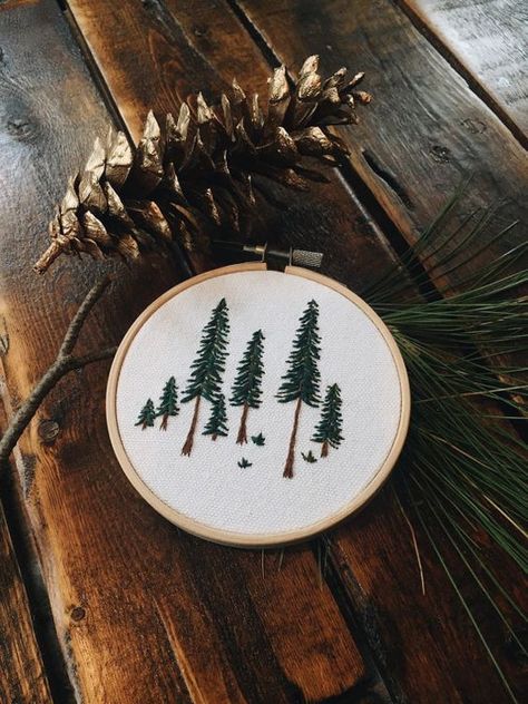 Pine Tree Embroidery, Tree Embroidery, Wooden Embroidery Hoops, Embroidery Materials, Embroidery Hoop Art, Christmas Embroidery, Hand Embroidery Patterns, Pine Trees, Embroidery Inspiration