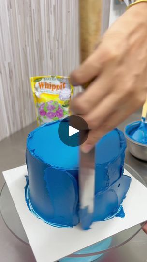 1.1M views · 16K reactions | Outer Space 🪐 simple cutie Cake 💚🌑🌕🌏 | By Dizon's Cake CornerFacebook Space Themed Smash Cake, Rocket Ship Cake, Cutie Cake, Outer Space, Cake Decorating, Decorating Ideas, Cake