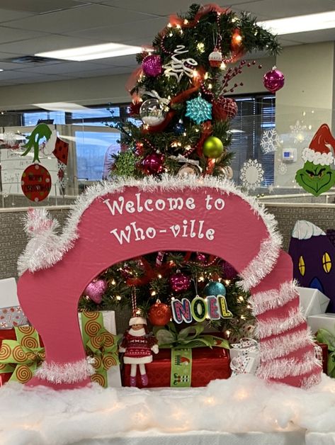 Christmas Village Office Decorations, Grinch Christmas Office Decorations, Homemade Grinch Decorations, Who Village, Whoville Post Office, Whoville Office Decorating Ideas, Grinch Office Decorating Ideas, Grinch Door Decorating Contest, Christmas Cubicle Decorations Contest