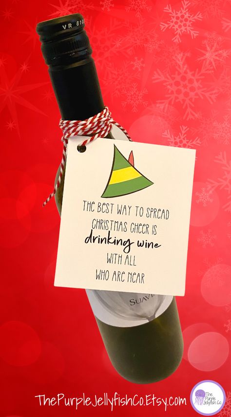 Wine Bottle Tags Christmas, Christmas Wine Sayings, Christmas Wine Tags, Funny Christmas Tags, Christmas Wine Labels, Christmas Office Gifts, Holiday Wine Gift, Funny Wine Labels, Wine Gift Tags