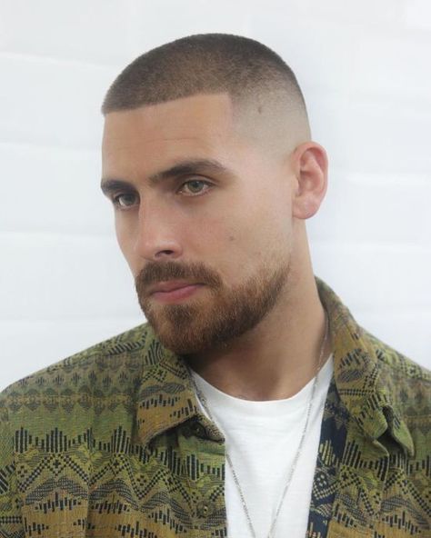 Balbo Beard, Men Short Hair Fade, Buzz Cut With Beard, Buzz Cut For Men, Crew Cut Hair, Buzz Cut Styles, Very Short Hair Men, Beard Ideas, Men Fade Haircut Short