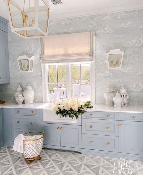 Pretty Laundry Room, Blue Laundry Rooms, White Laundry Rooms, White Laundry, Dream Laundry Room, Laundry Room Inspiration, Laundry Room Remodel, Rooms Reveal, Laundry Mud Room