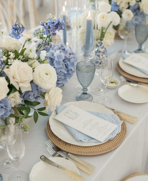 Masseria Moroseta, Puglia Wedding, Blue Table Settings, Italian Wedding Venues, Baby Blue Weddings, Elegant Farmhouse, Blue White Weddings, Studio Rental, Light Blue Wedding