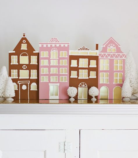 Printables for xmas Diy Winter Village, Diy Christmas Village Houses, Holiday Goals, Easy Winter Crafts, Mini Gingerbread House, Diy Christmas Village, Diy Winter, Christmas Village Houses, Winter Village