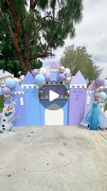 Diy Frozen Castle Backdrop, Frozen Party Backdrop, Frozen Backdrop, Frozen 3, Frozen Decorations, Modern Party, Birthday Idea, A Brother, Frozen Party