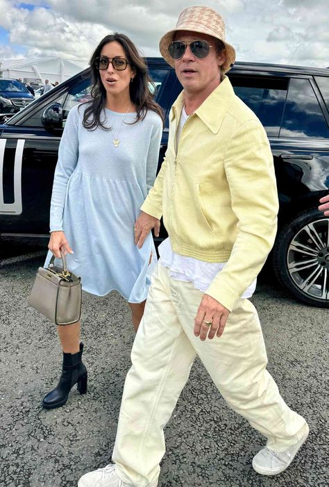 Brad Pitt 2024, Brad Pitt Girlfriend, Brad Pitt Style, British Grand Prix, Hold Hands, Tv Sport, Sports Awards, David Beckham, Tv Entertainment