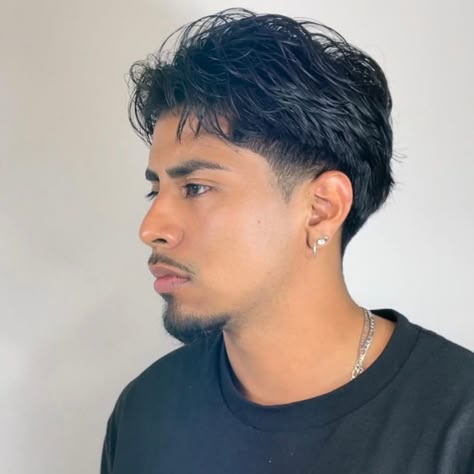 Latino Haircuts, Short Slicked Back Hair, Hispanic Hairstyles, Mens Haircuts Thick Hair, Slick Back Haircut, Taper Fade Short Hair, Mens Haircuts Straight Hair, Mexican Hairstyles, Mens Haircuts Short Hair