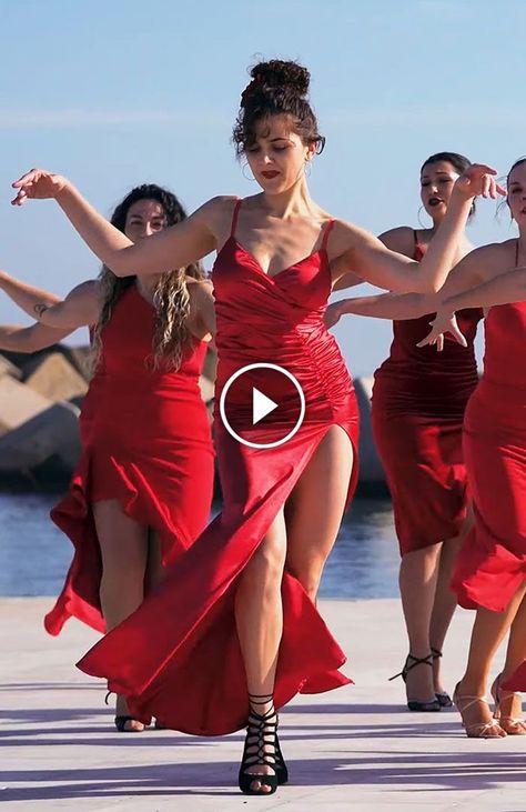 Ladies Light Up Barcelona with Fiery Cuban-Flamenco Salsa Styling Spanish Dancing Aesthetic, Spanish Flamenco, Dance Salsa, Salsa Dancing Aesthetic, Flamenco Dancers Photography, Salsa Dance, Ballroom Dancing, Salsa Dance Video, Cuban Dress