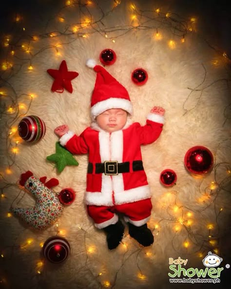 Crismas Photoshoot Ideas For Baby, Diy Newborn Christmas Photos, Baby Boy Christmas Photoshoot, Christmas Baby Shoot, Christmas Theme Baby Photoshoot, Christmas Baby Photoshoot Ideas, Christmas Baby Photoshoot, Baby Christmas Photoshoot, Baby Christmas Photography