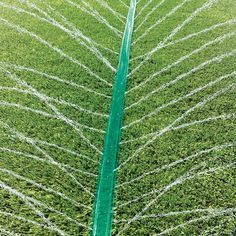 Water Filtration Diy, Irrigation Diy, Sprinkler Hose, Garden Watering System, Garden Sprinklers, Soaker Hose, Drip Design, Watering System, Garden Watering